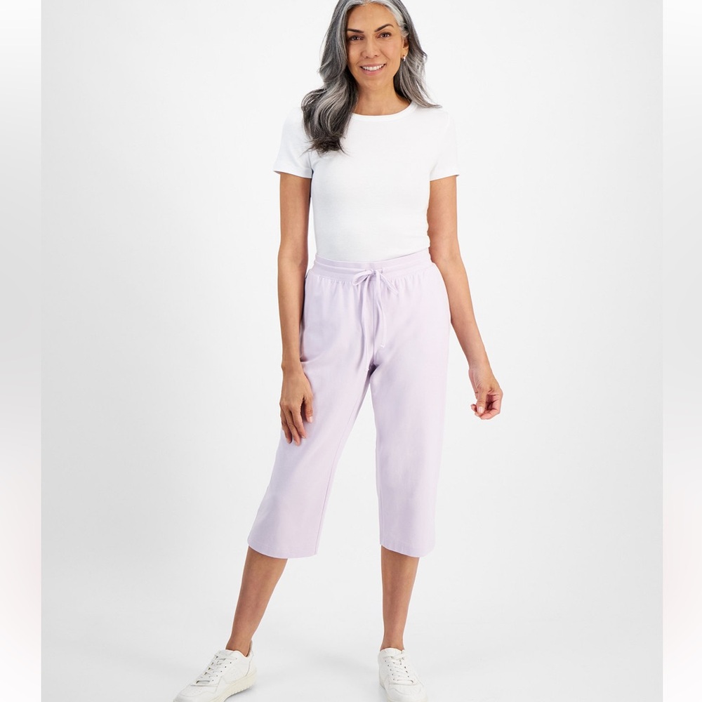 Style & Co Women's Mid Rise Capri Sweatpants purple